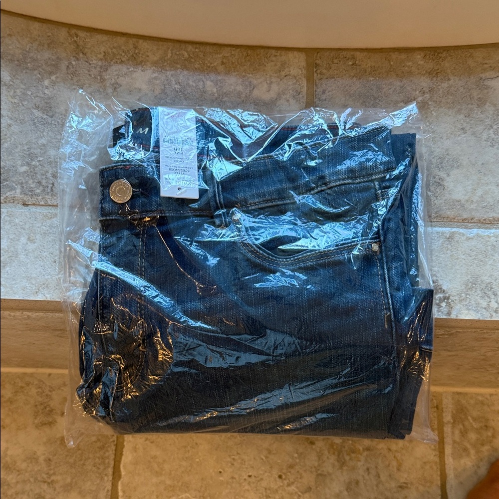 White House Black Market Indigo Crop Jeans